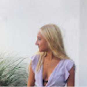 Meet your Posher, Gwenyth